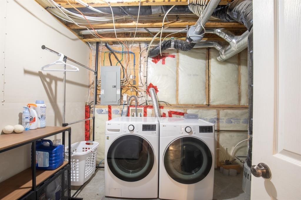 56 Ironstone Drive, Red Deer, AB - Indoor Photo Showing Laundry Room