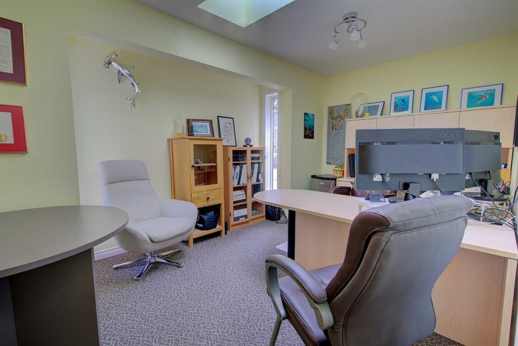 4610 48 Avenue, Red Deer, AB