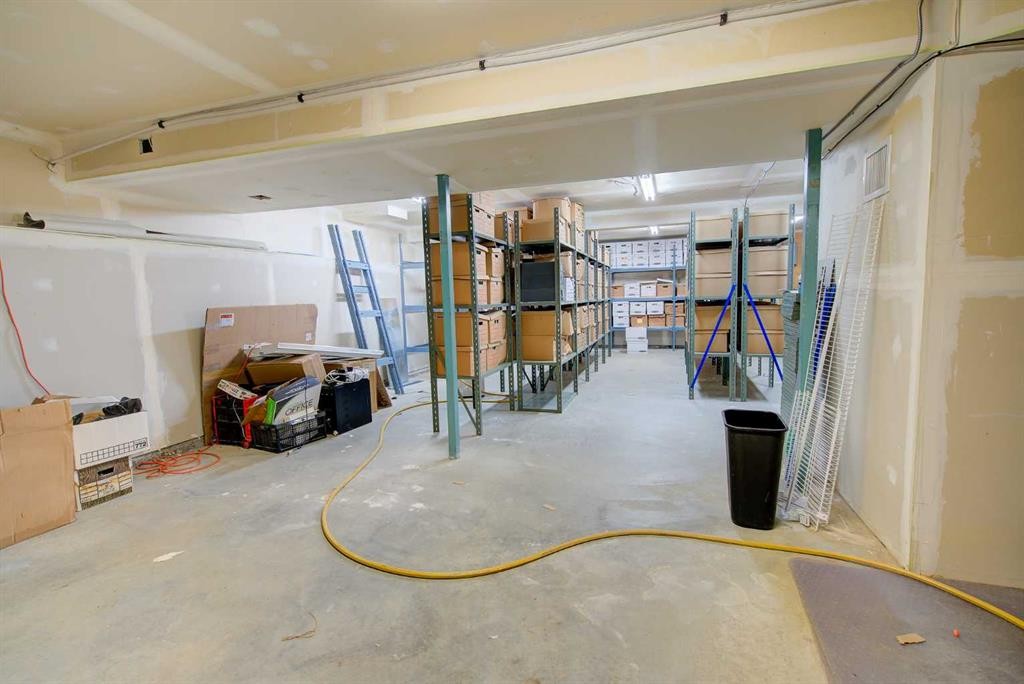 4610 48 Avenue, Red Deer, AB