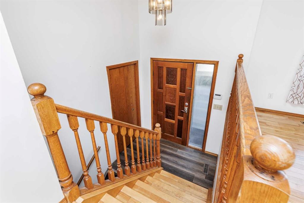 32 Huget Crescent, Red Deer, AB - Indoor Photo Showing Other Room