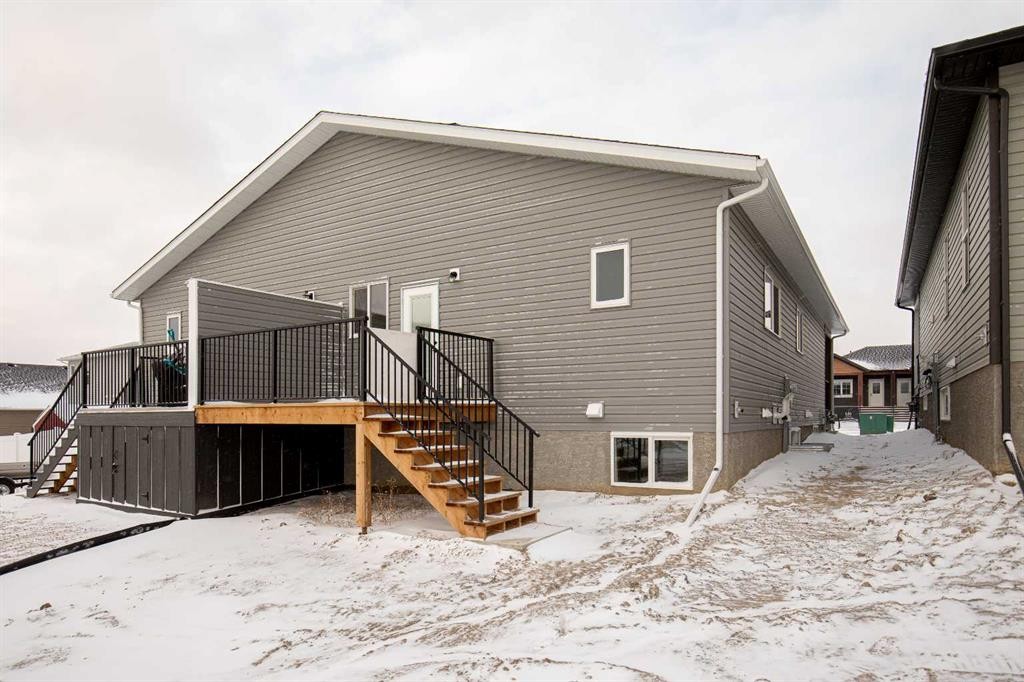 116 Gray Close, Sylvan Lake, AB - Outdoor With Deck Patio Veranda With Exterior