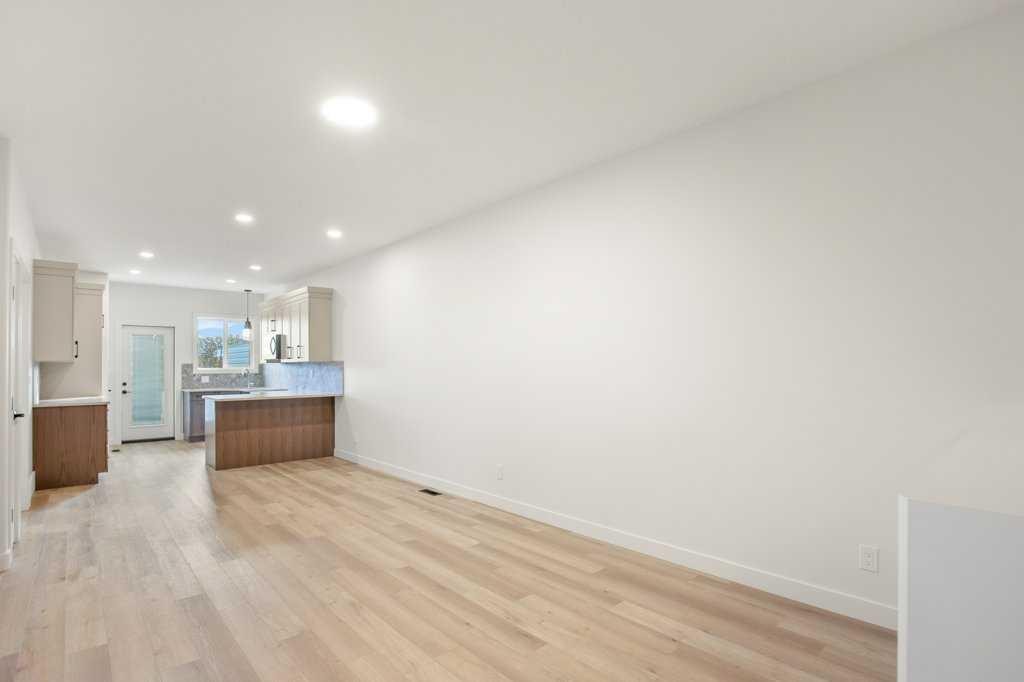 112 Gray Close, Sylvan Lake, AB - Indoor