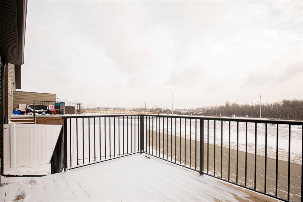 112 Gray Close, Sylvan Lake, AB - Outdoor