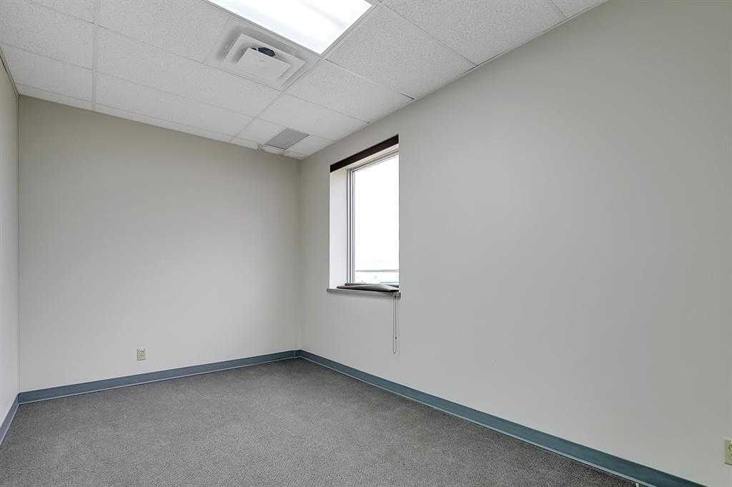 5 Sylvaire Close, Sylvan Lake, AB