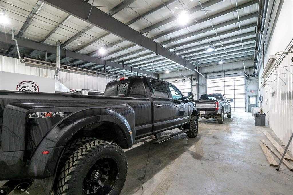 5 Sylvaire Close, Sylvan Lake, AB