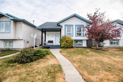 23 Harper Drive Sylvan Lake, AB T4S 1T4