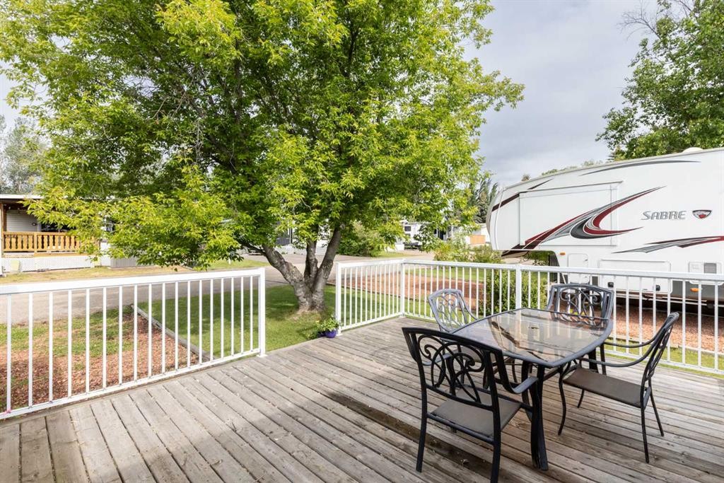 52 Points West Resort, Sylvan Lake, AB