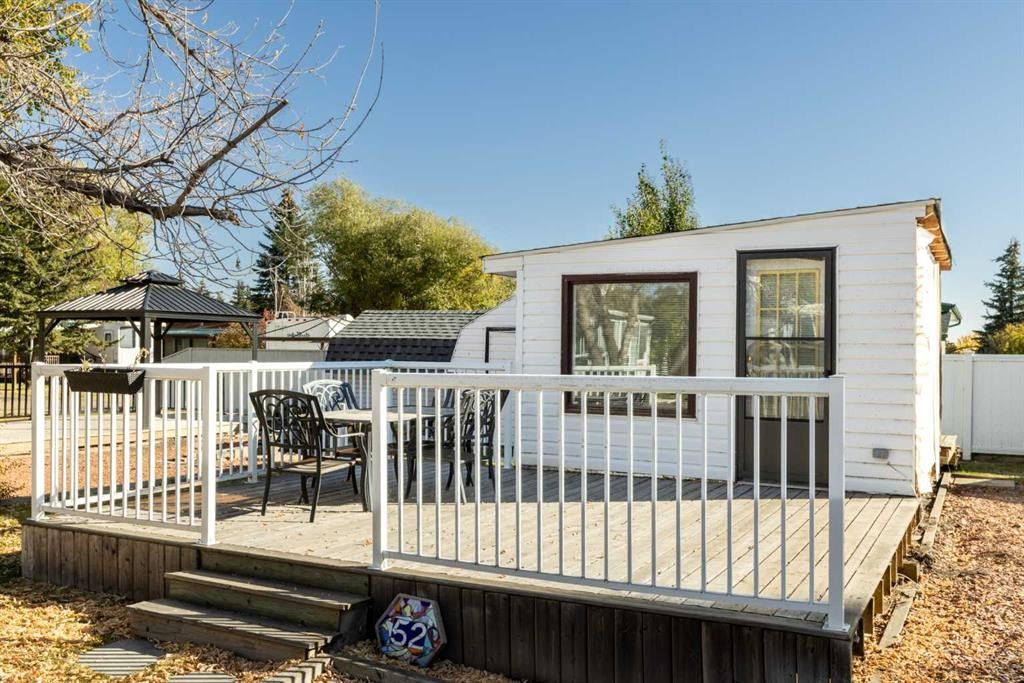 52 Points West Resort, Sylvan Lake, AB