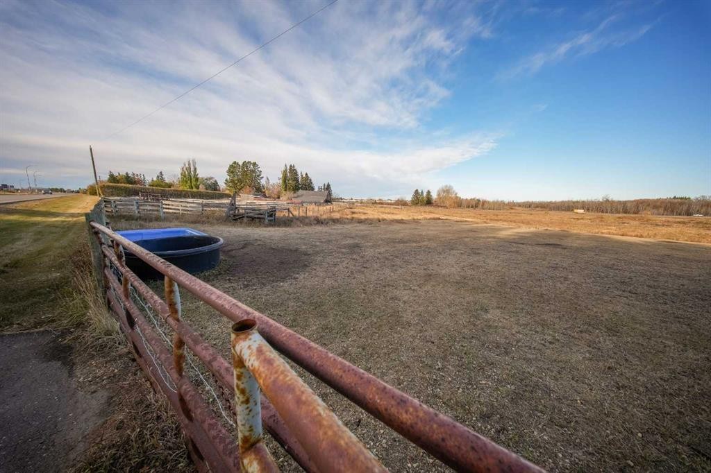 39440 C&E Trail, Blackfalds, AB