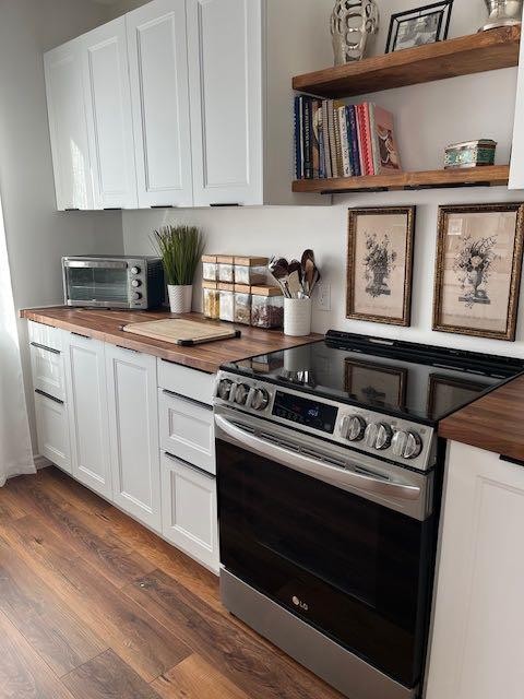4313 53A Street, Wetaskiwin, AB - Indoor Photo Showing Kitchen
