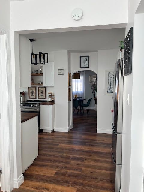 4313 53A Street, Wetaskiwin, AB - Indoor Photo Showing Kitchen