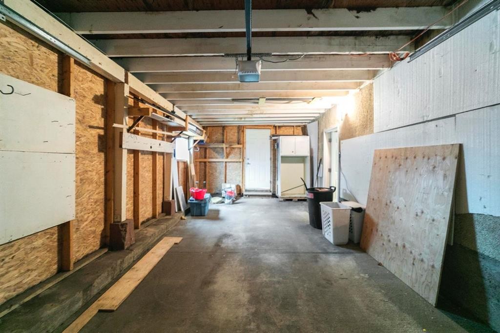 42 Grand Drive, Camrose, AB - Indoor Photo Showing Garage