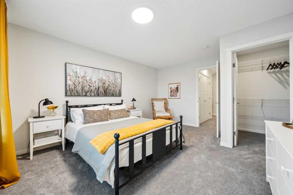 225 Vantage Drive, Cochrane, AB - Indoor Photo Showing Bedroom