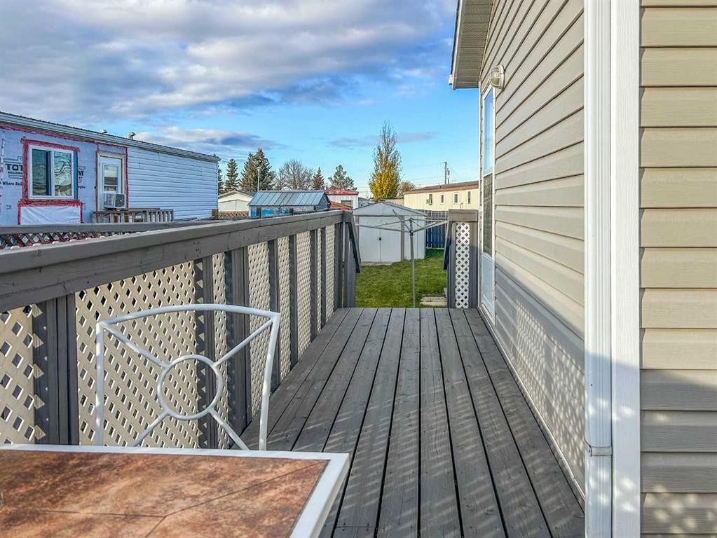 74-4802 54 Avenue, Camrose, AB
