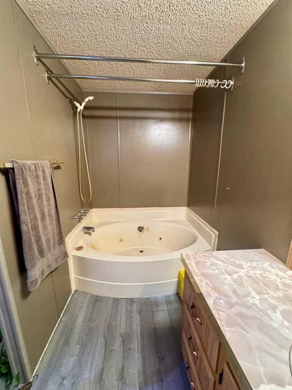 51017 A Highway 598, Rural Clearwater County, AB - Indoor Photo Showing Bathroom