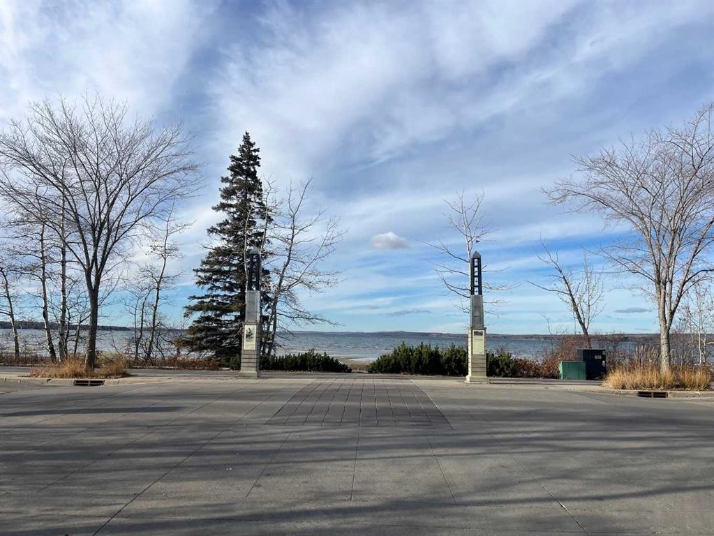 5027 35 Street, Sylvan Lake, AB