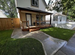 866 Balmoral Street SE Medicine Hat, AB T1A 0W5