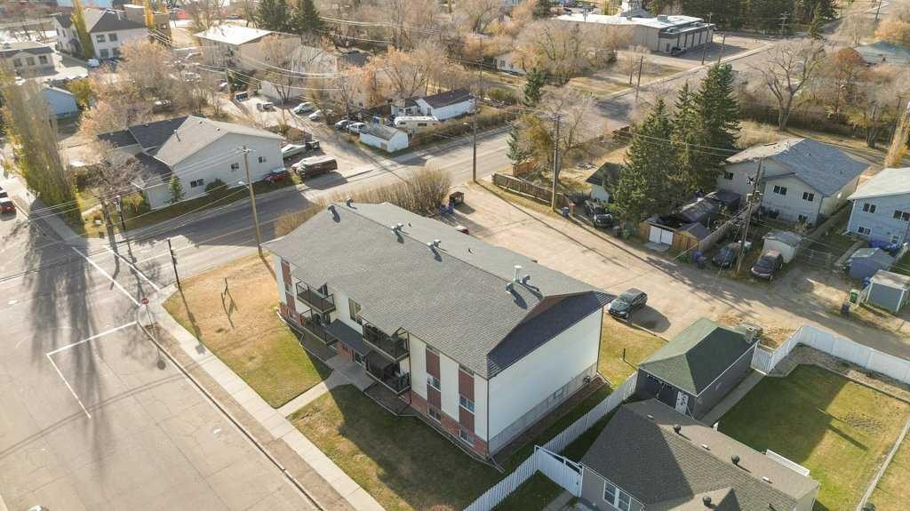 5904 51 Avenue, Red Deer, AB - Outdoor With View