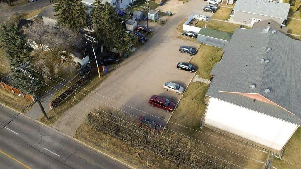5904 51 Avenue, Red Deer, AB - With View