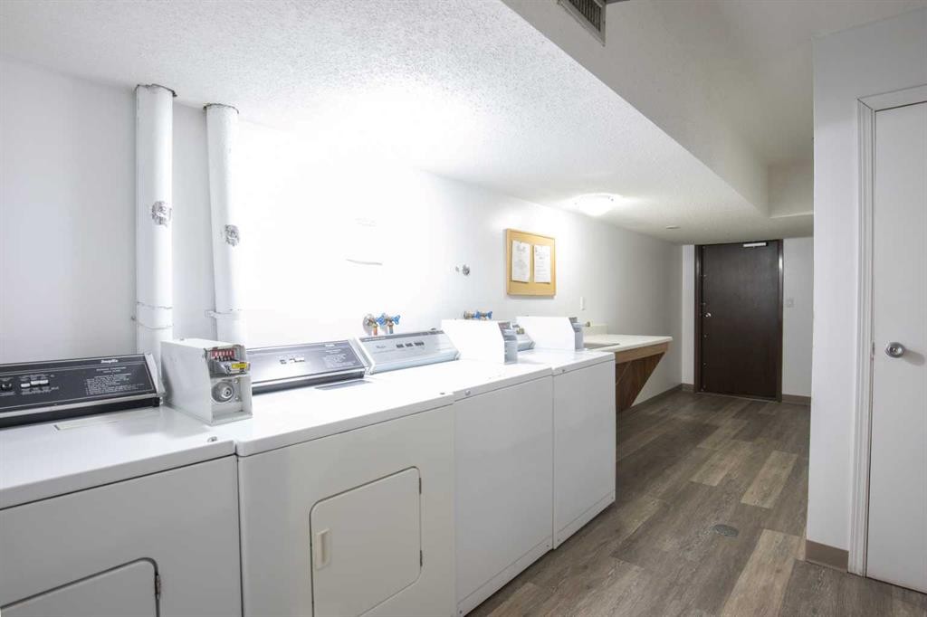 5904 51 Avenue, Red Deer, AB - Indoor Photo Showing Laundry Room