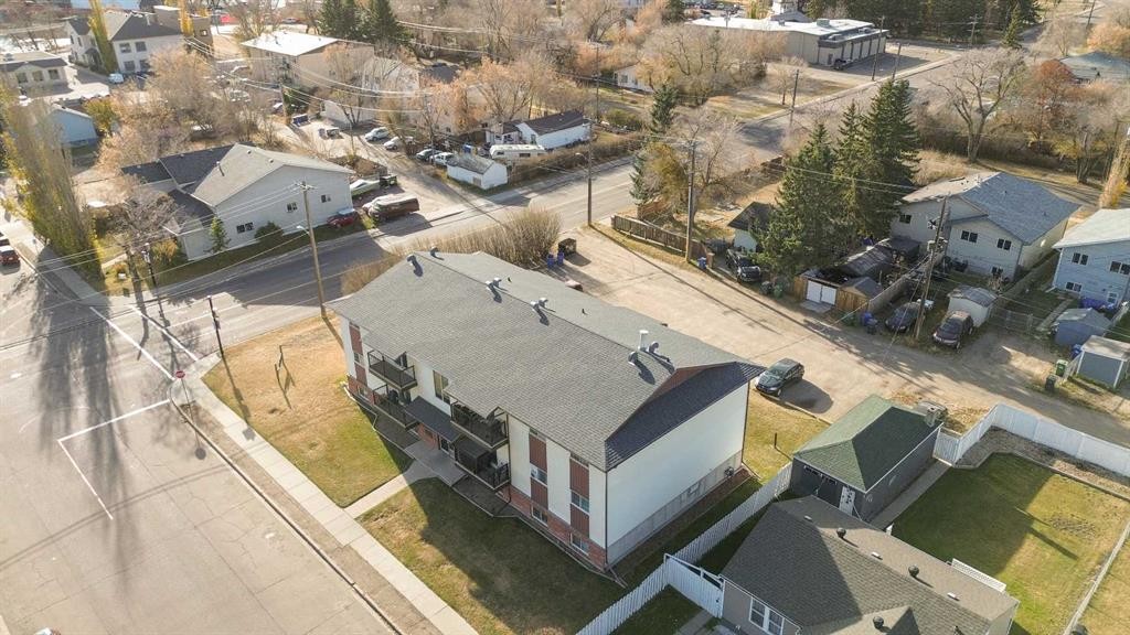 5904 51 Avenue, Red Deer, AB - Outdoor With View