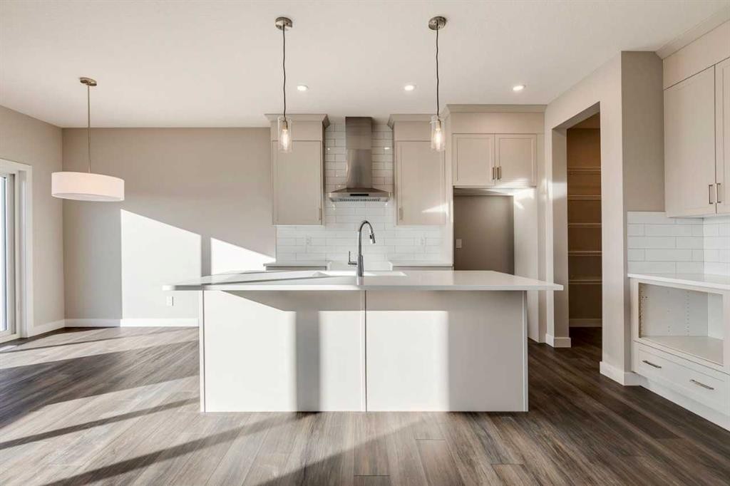 311 Dawson Dock Way, Chestermere, AB - Indoor Photo Showing Kitchen With Upgraded Kitchen