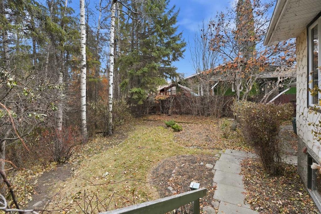 49 Pamely Avenue, Red Deer, AB - Outdoor