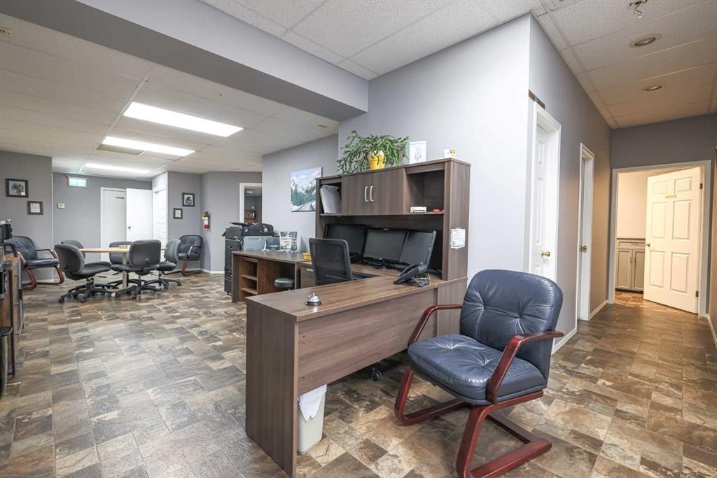 4832 49 Street, Rocky Mountain House, AB