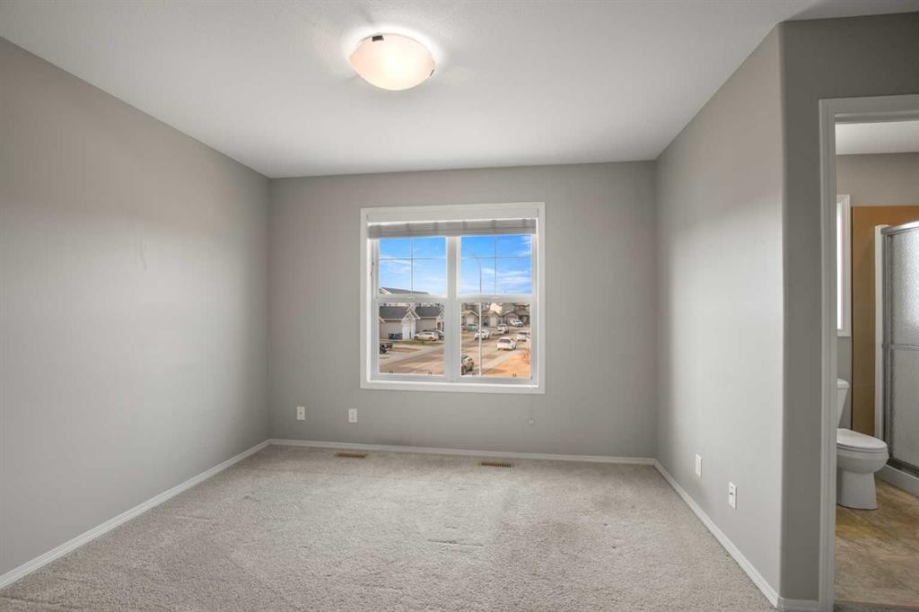 1 Crimson Court, Blackfalds, AB - Indoor Photo Showing Other Room