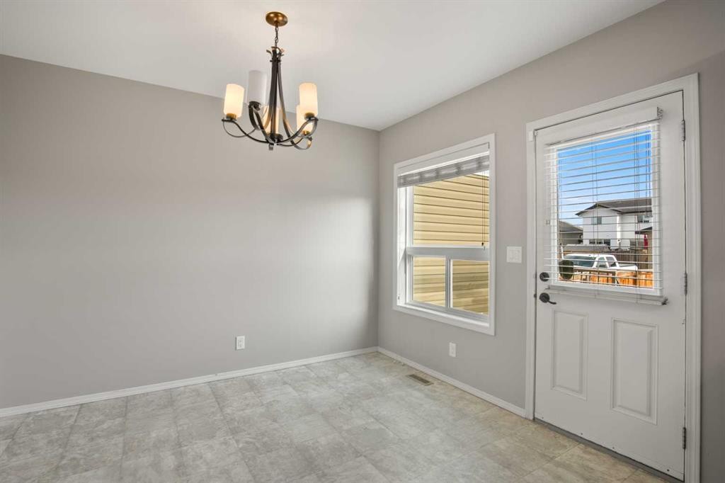 1 Crimson Court, Blackfalds, AB - Indoor Photo Showing Other Room
