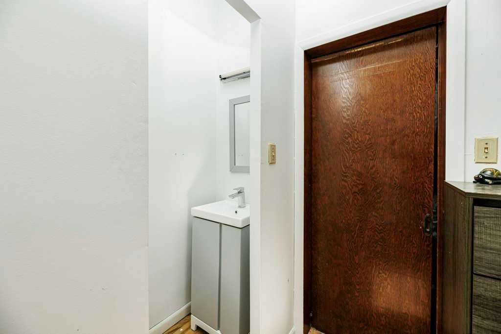 14503 Highway 12 Highway, Rural Paintearth No. 18, County Of, AB - Indoor