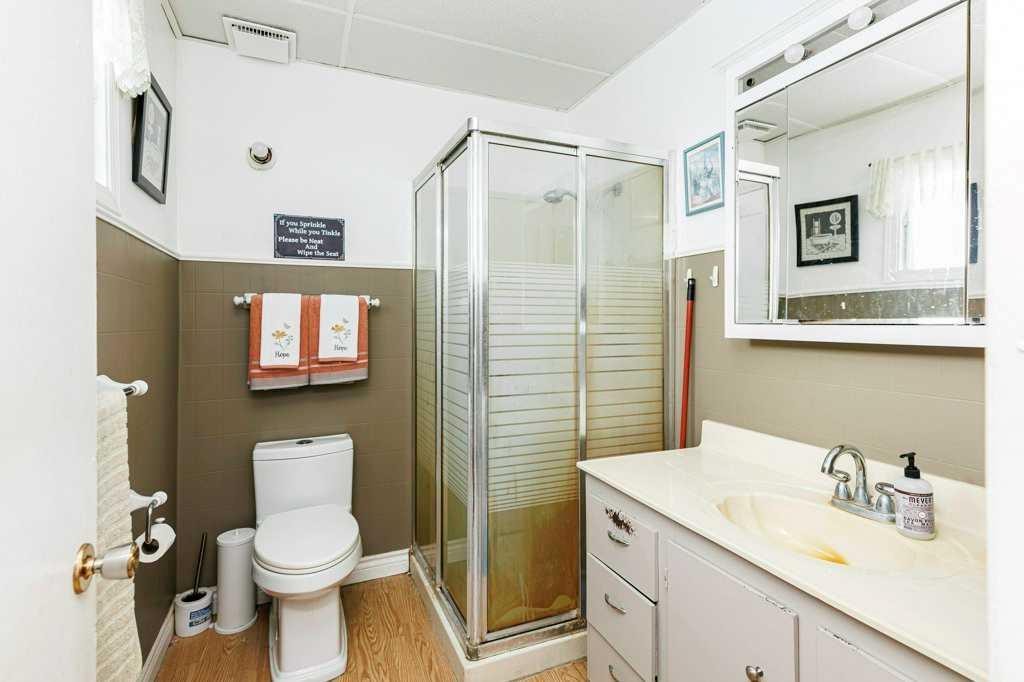 14503 Highway 12 Highway, Rural Paintearth No. 18, County Of, AB - Indoor Photo Showing Bathroom