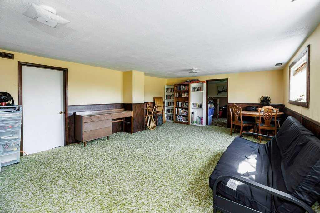 14503 Highway 12 Highway, Rural Paintearth No. 18, County Of, AB - Indoor