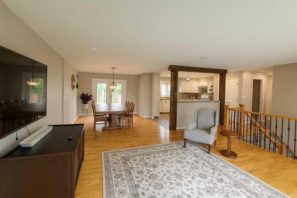 10620 103 Street Close, Fairview, AB - Indoor