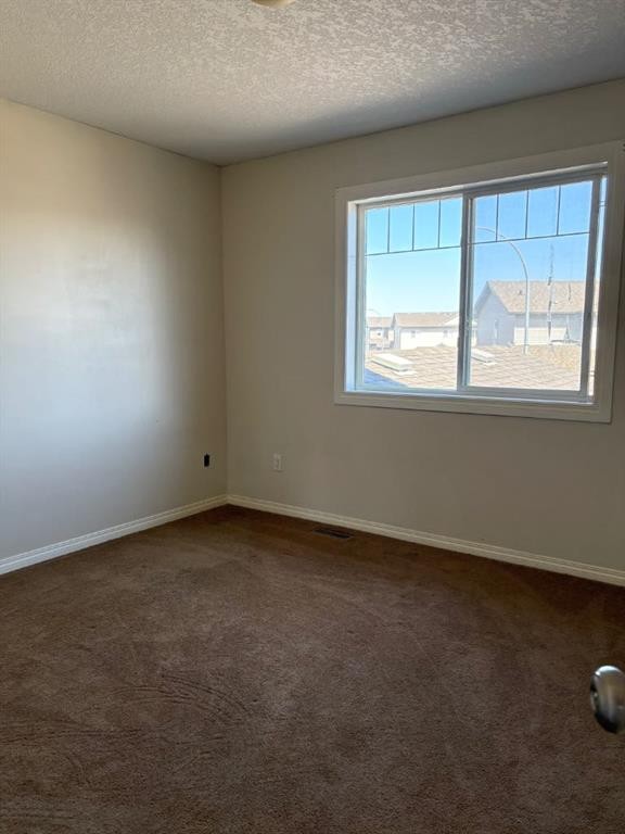 32-6802 50 Avenue, Camrose, AB - Indoor Photo Showing Other Room