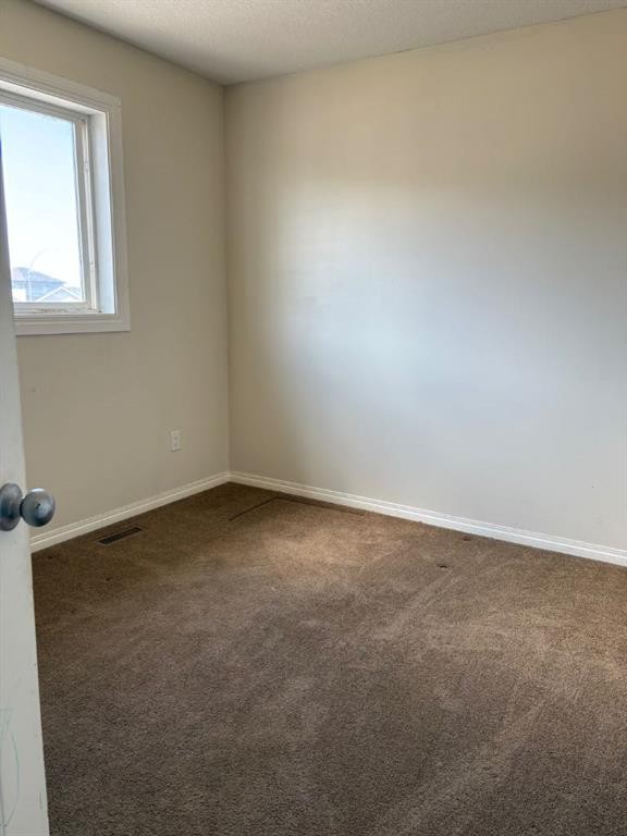 32-6802 50 Avenue, Camrose, AB - Indoor Photo Showing Other Room