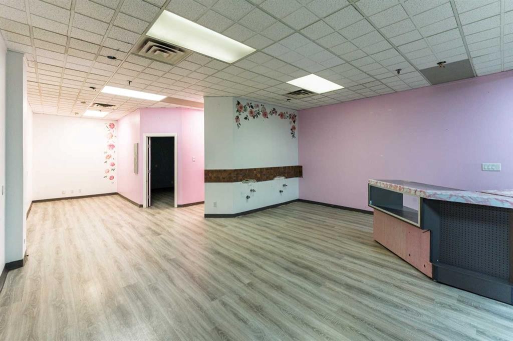 3-4929 50 Street, Red Deer, AB