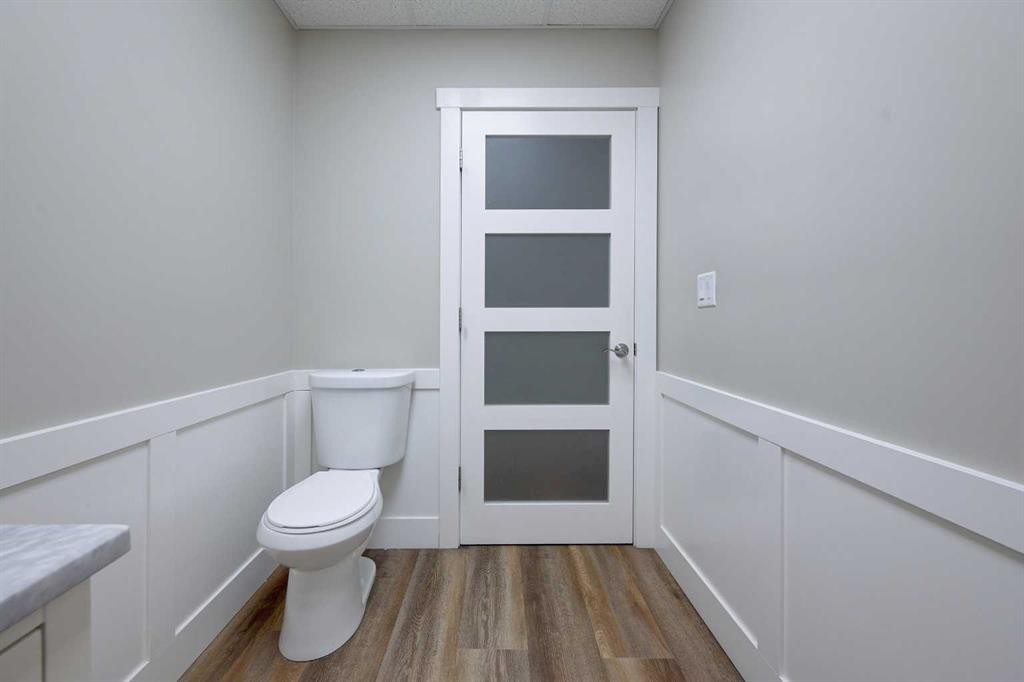 203-5116 52 Street, Red Deer, AB