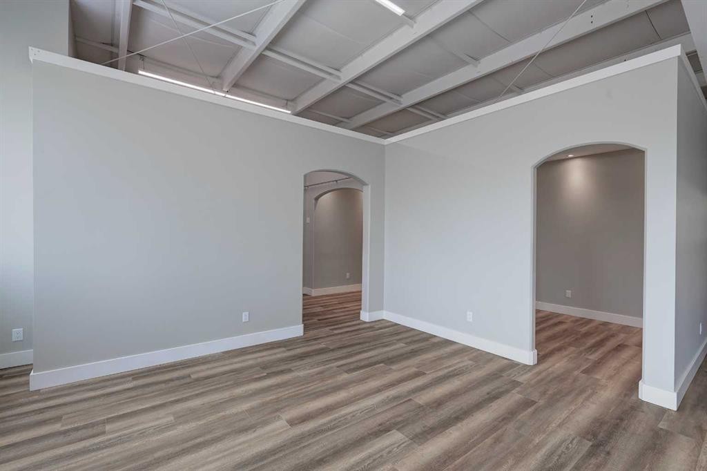 203-5116 52 Street, Red Deer, AB