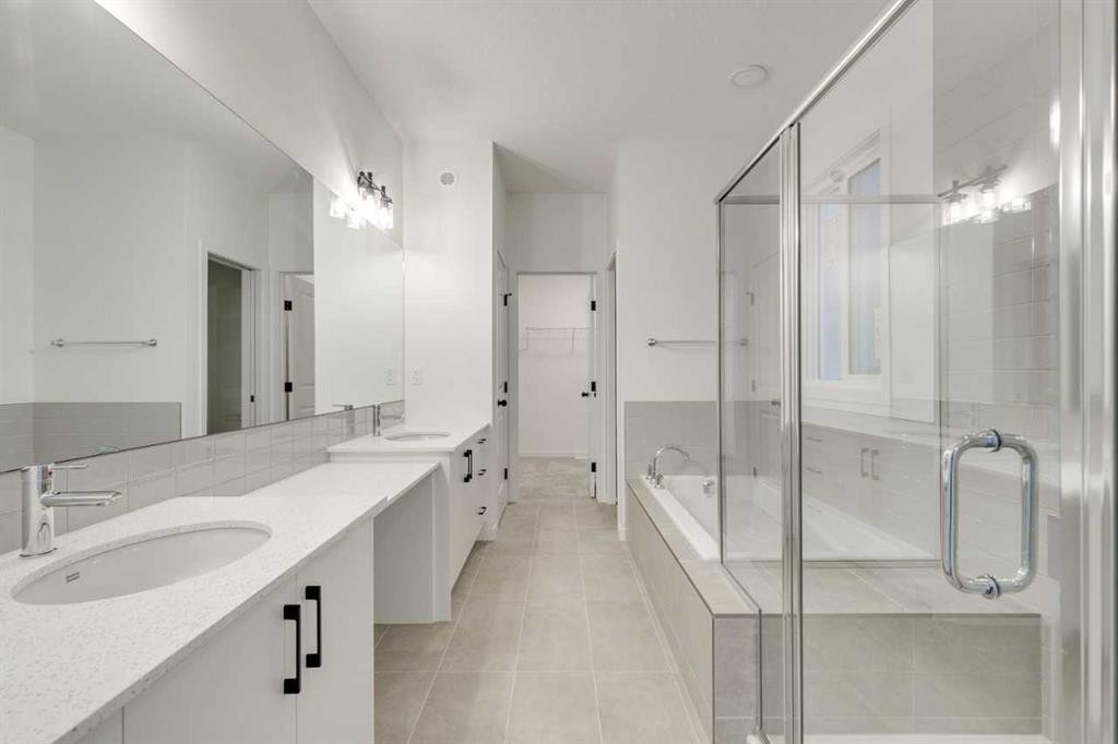 75 Fireside Common, Cochrane, AB - Indoor Photo Showing Bathroom