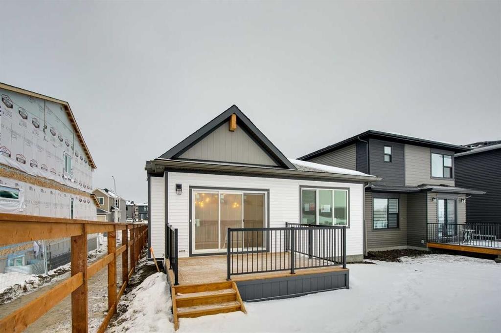75 Fireside Common, Cochrane, AB - Outdoor