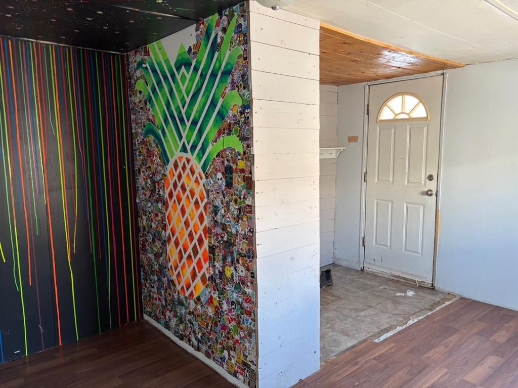 51-5311 60 Street, Rocky Mountain House, AB