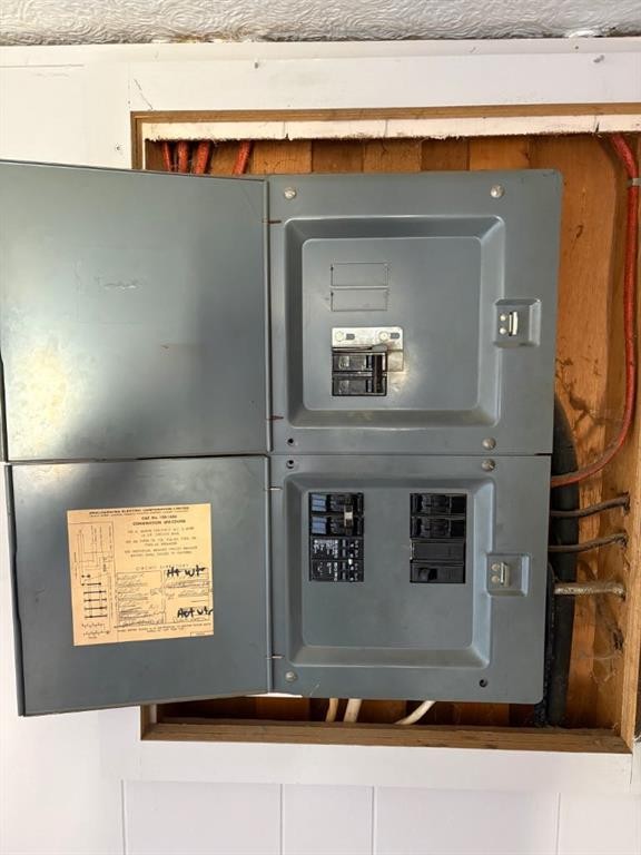 51-5311 60 Street, Rocky Mountain House, AB