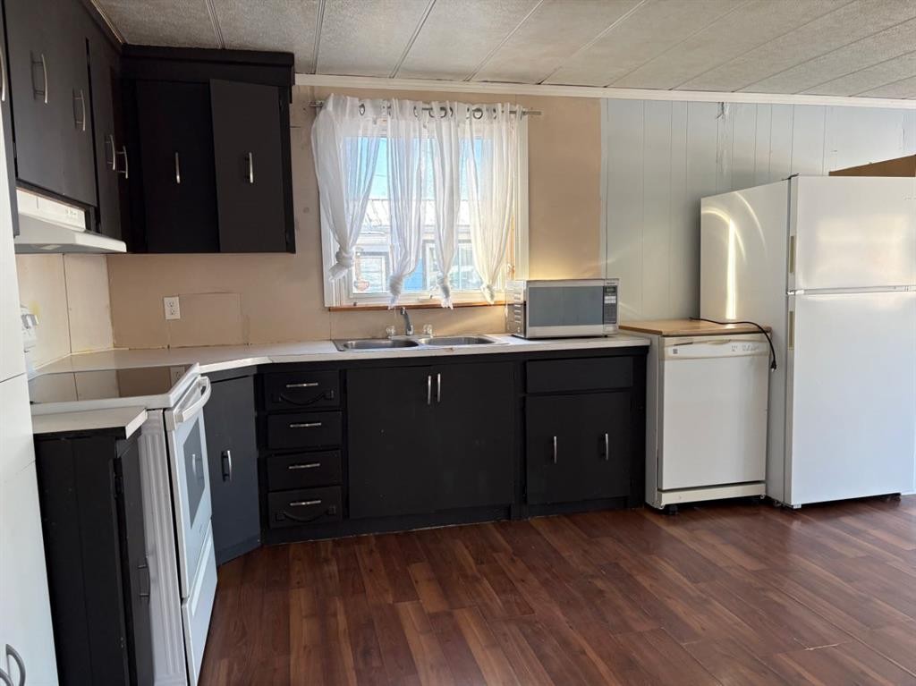 51-5311 60 Street, Rocky Mountain House, AB