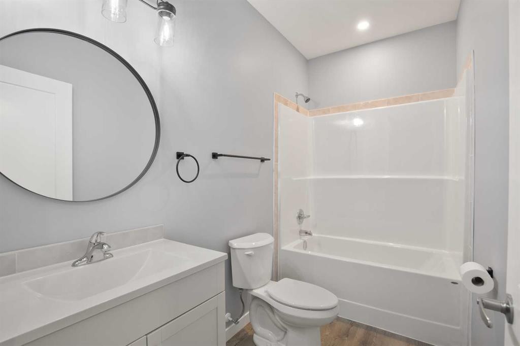 109 Aztec Crescent, Blackfalds, AB - Indoor Photo Showing Bathroom