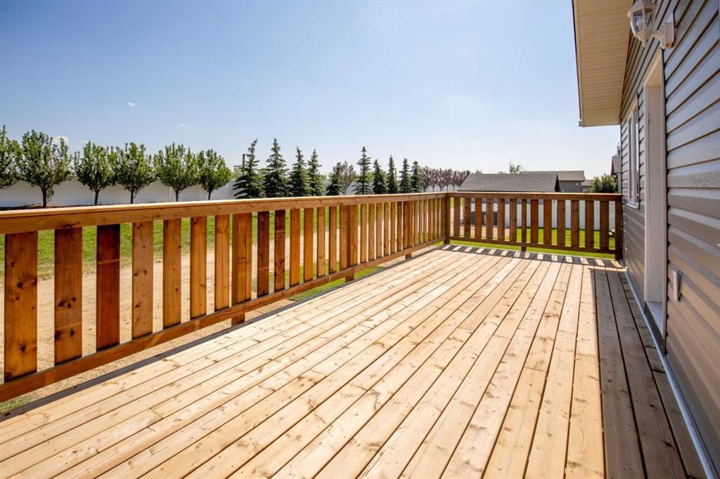 109 Aztec Crescent, Blackfalds, AB - Outdoor With Deck Patio Veranda With Exterior
