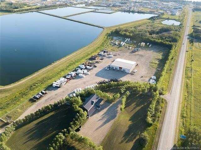 8 30 Street, Sylvan Lake, AB