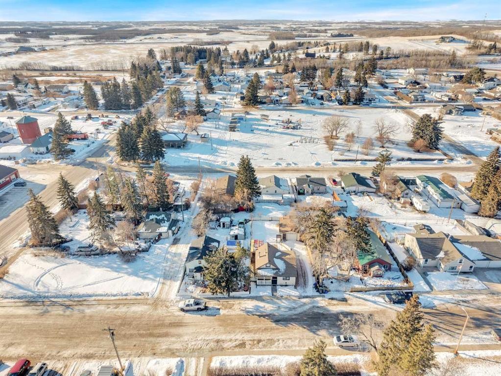 2014 24 Avenue, Delburne, AB - Outdoor With View