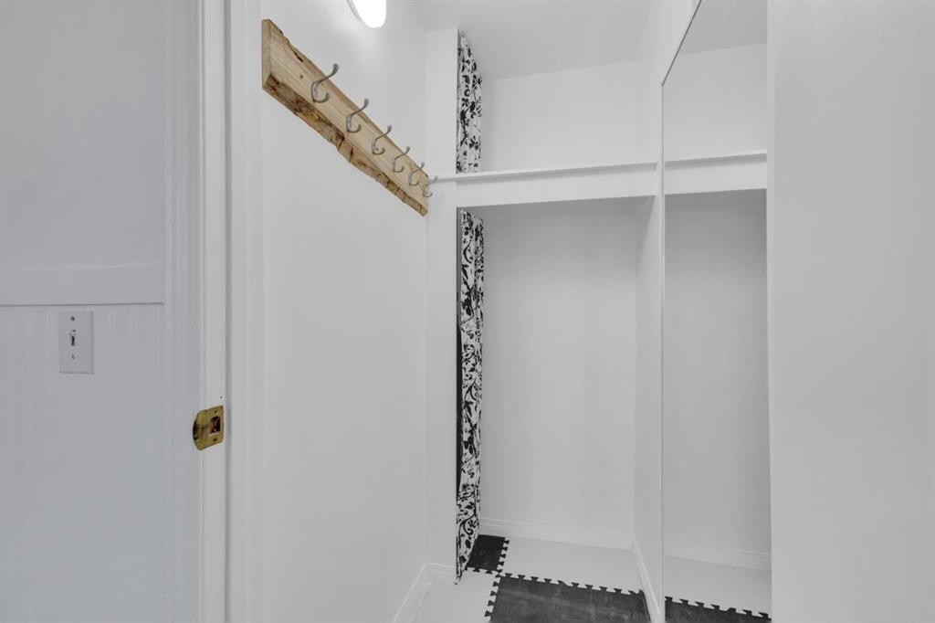 2014 24 Avenue, Delburne, AB - Indoor Photo Showing Other Room