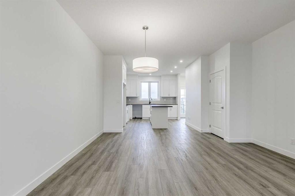 221 Bridgeport Gate Sw, Chestermere, AB - Indoor